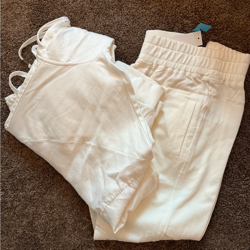 Young Fabulous & Broke cream jogger set size small